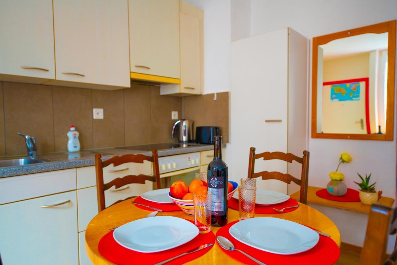 אינטרלאקן City Center Holiday Apartment מראה חיצוני תמונה